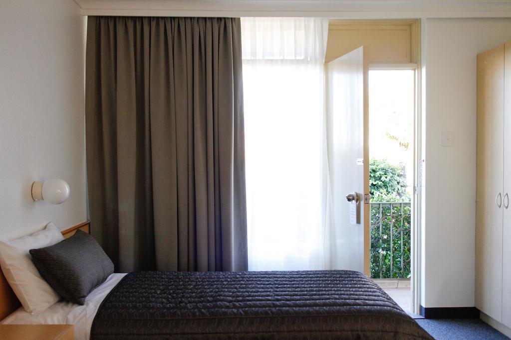 Mid City Motor Inn Queanbeyan Cameră foto